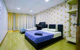 Pak Long Shoplot Homestay
